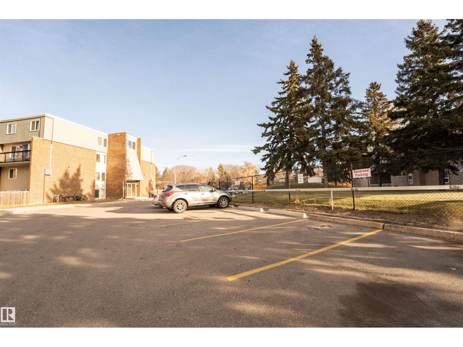 7825 159 ST NW, Edmonton