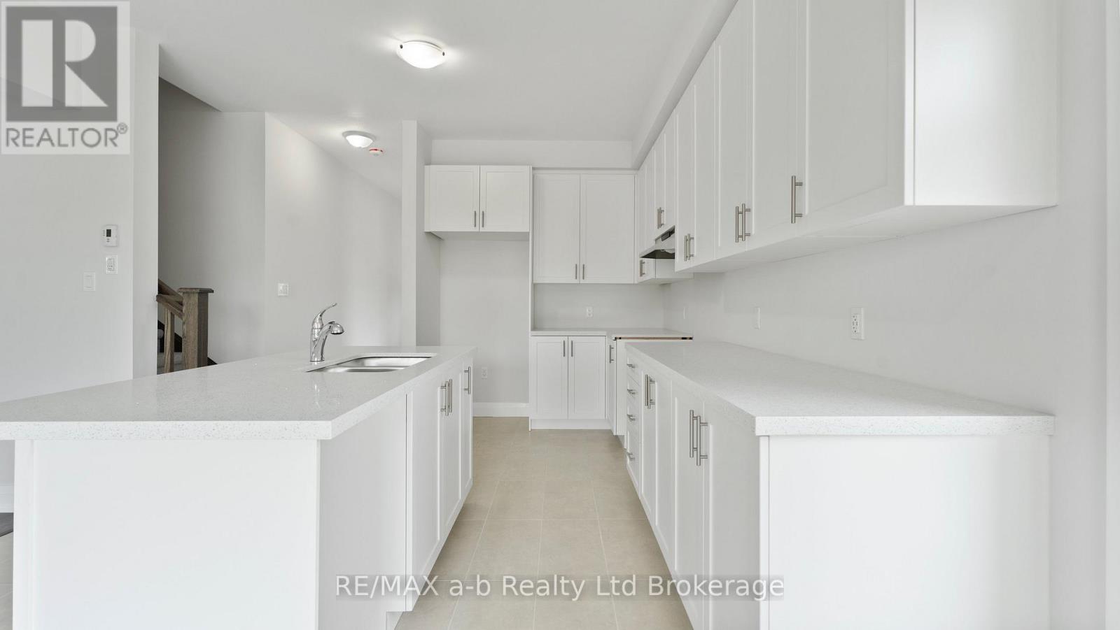 99 CAYLEY STREET - 3