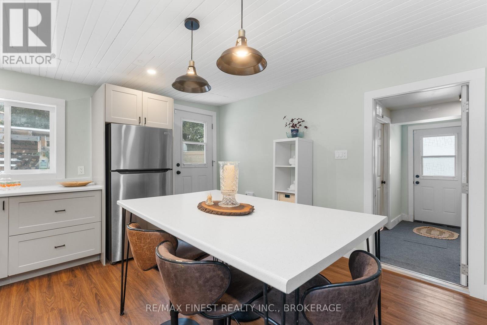 1022 BROCK ROAD - 4