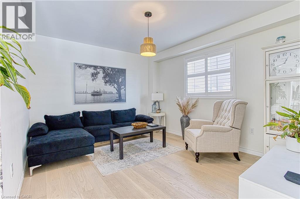 32 HUDSON Drive - 10