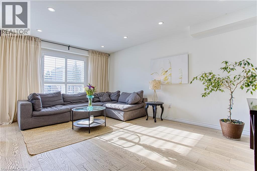 32 HUDSON Drive - 12
