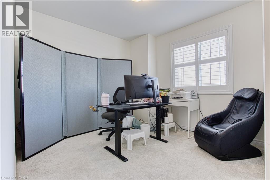 32 HUDSON Drive - 23
