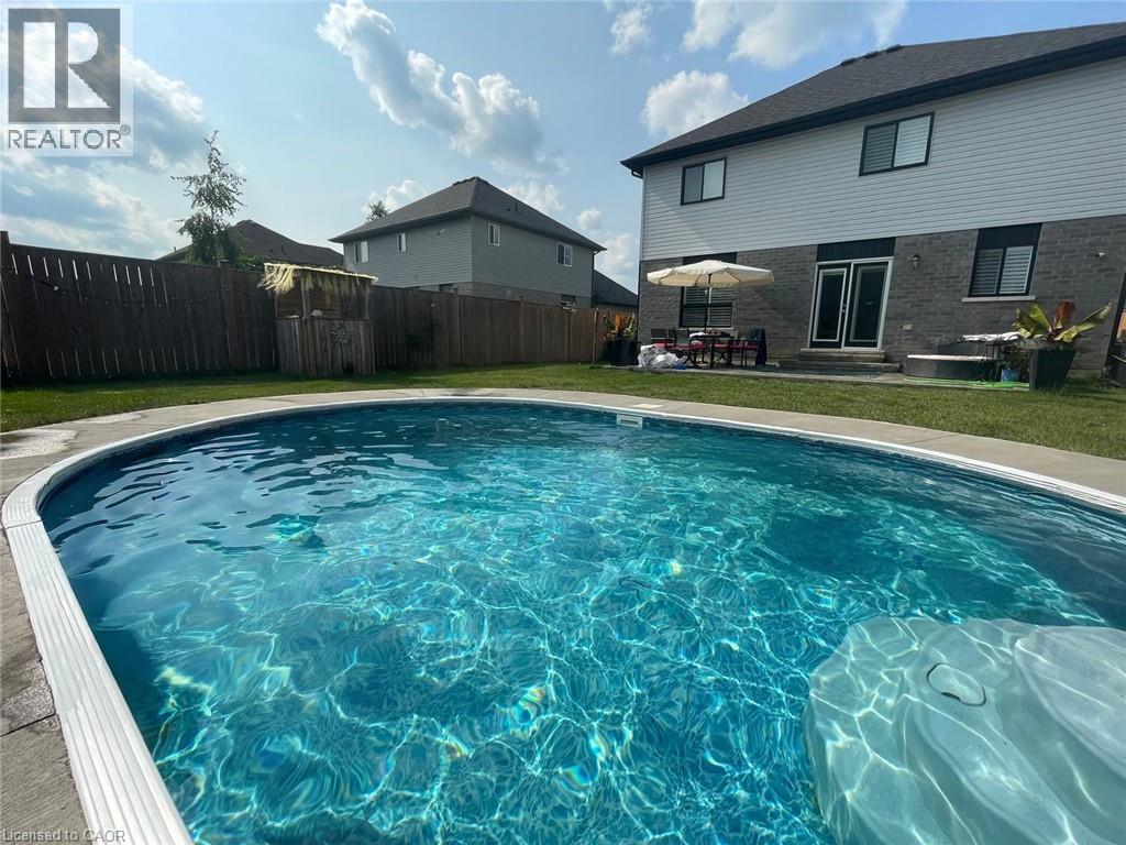 32 HUDSON Drive - 25