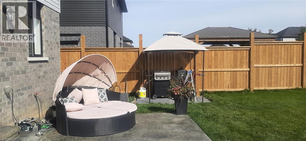 32 HUDSON Drive - 28