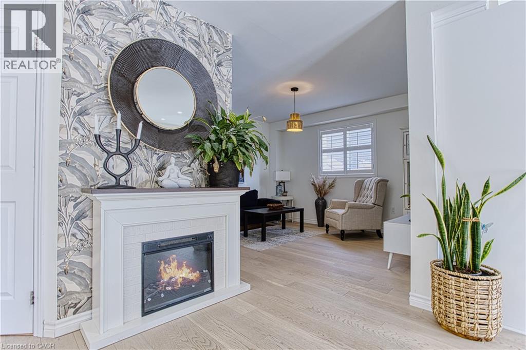 32 HUDSON Drive - 9