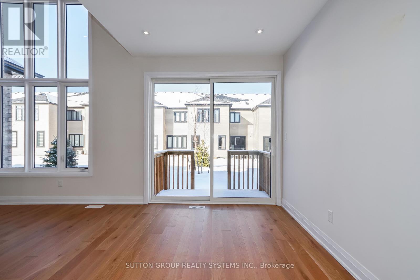 11 SUN VALLEY AVENUE - 13