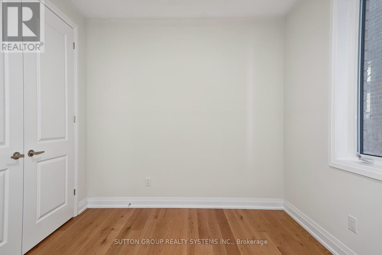 11 SUN VALLEY AVENUE - 19