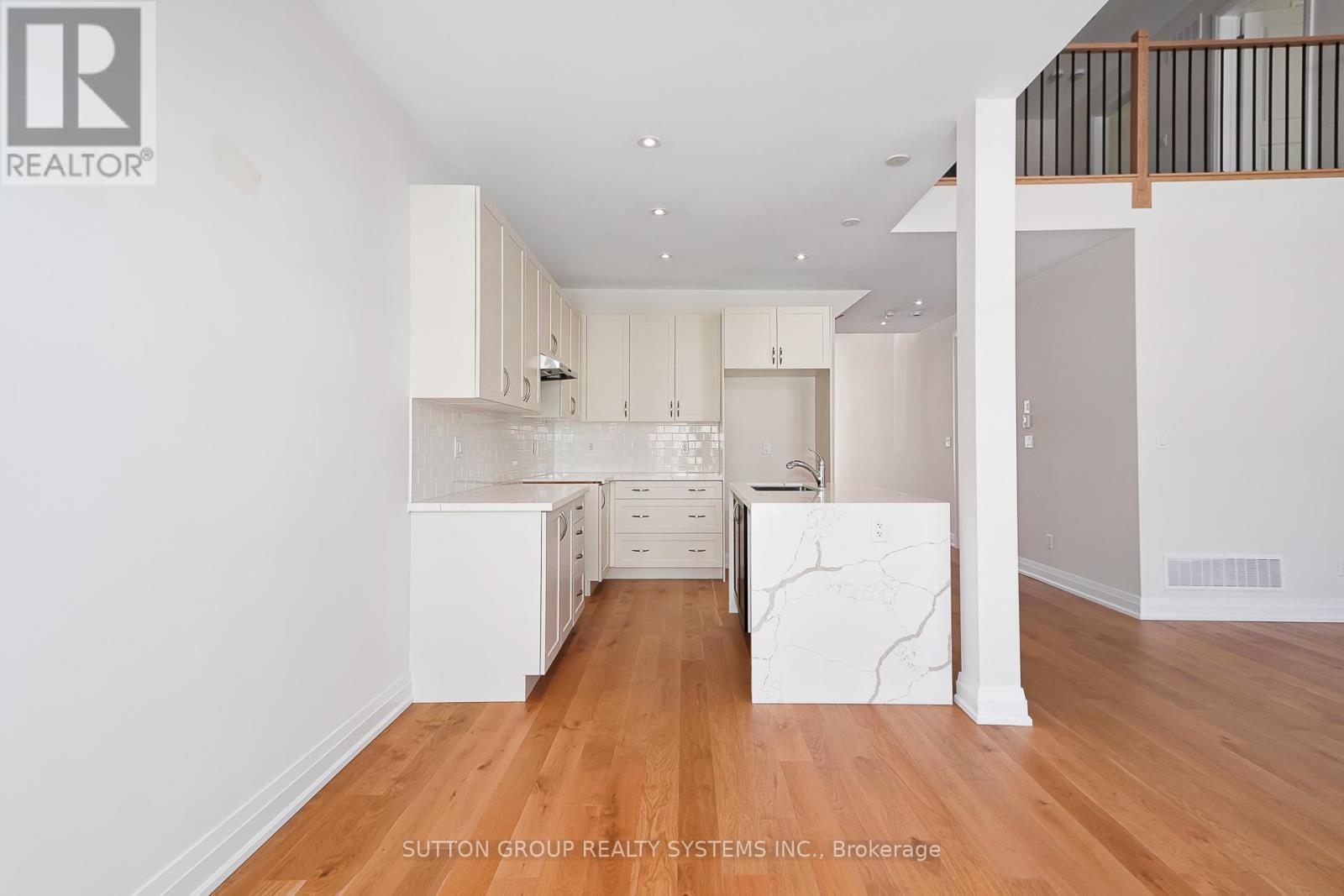 11 SUN VALLEY AVENUE - 9