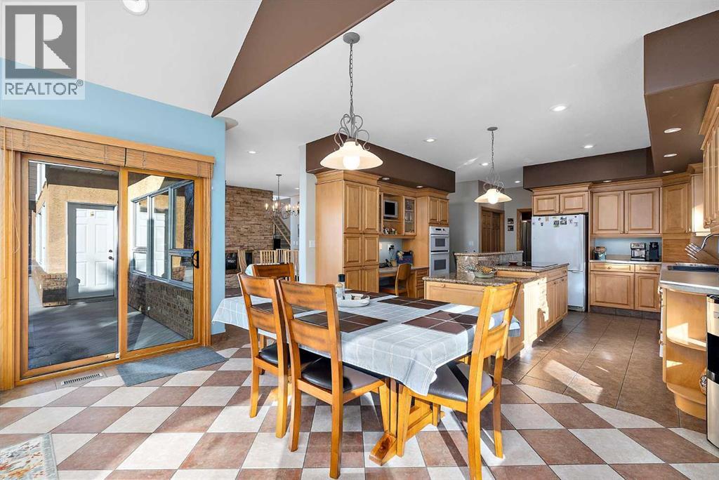248 LAKESHORE DRIVE - 19