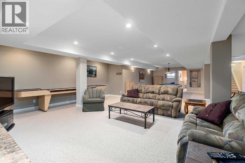 248 LAKESHORE DRIVE - 39