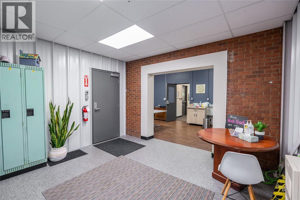 140 FRONT STREET, Sarnia, Ontario, N7T7H8 — Photo 45