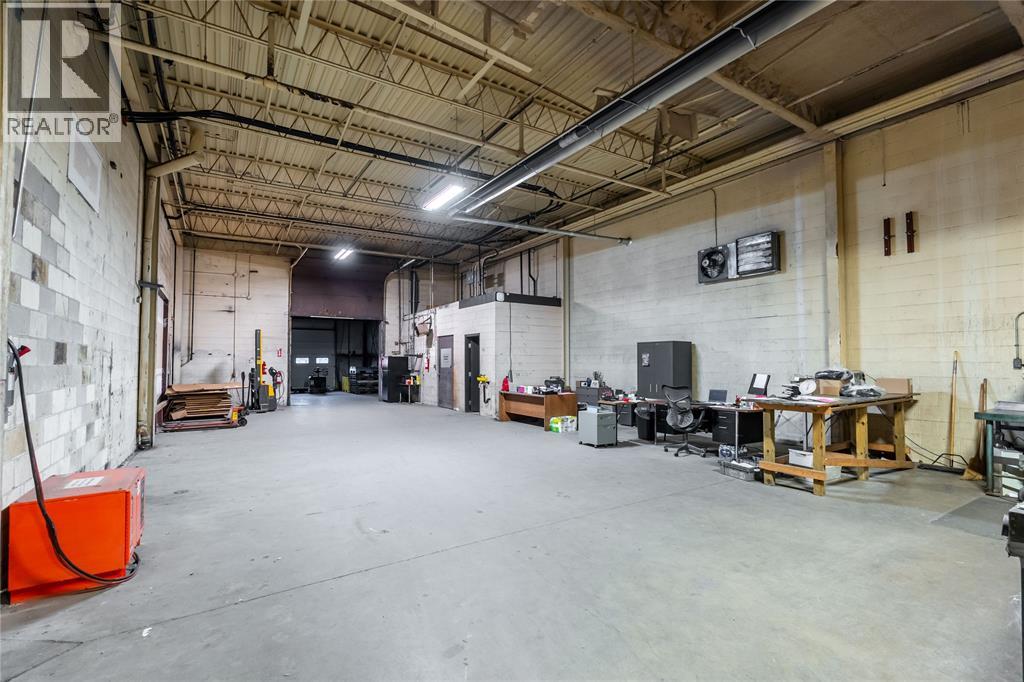 140 FRONT STREET, Sarnia, Ontario, N7T7H8 — Photo 44