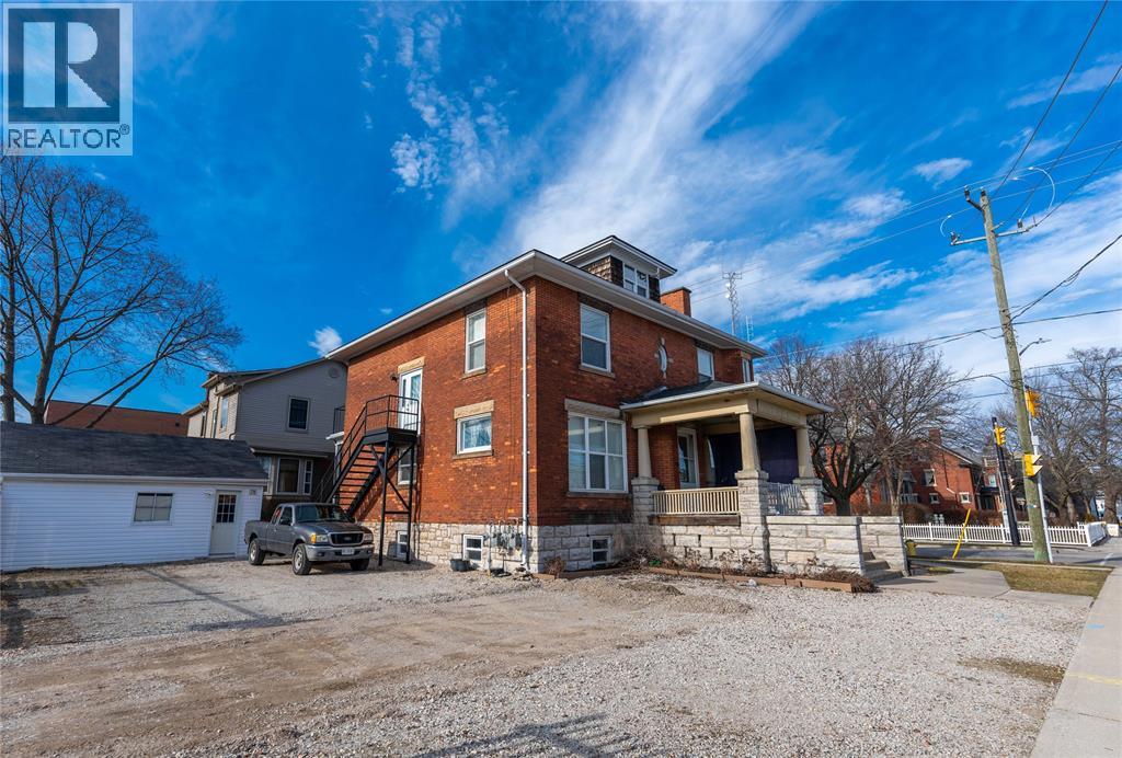 140 FRONT STREET, Sarnia, Ontario, N7T7H8 — Photo 34