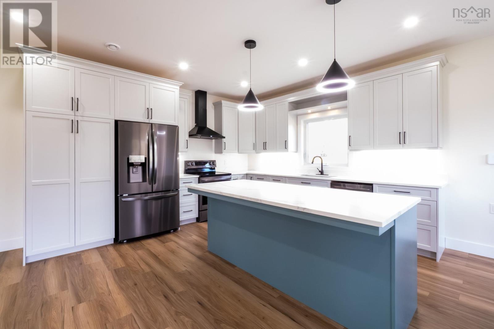 18 MALLARD AVENUE - 6