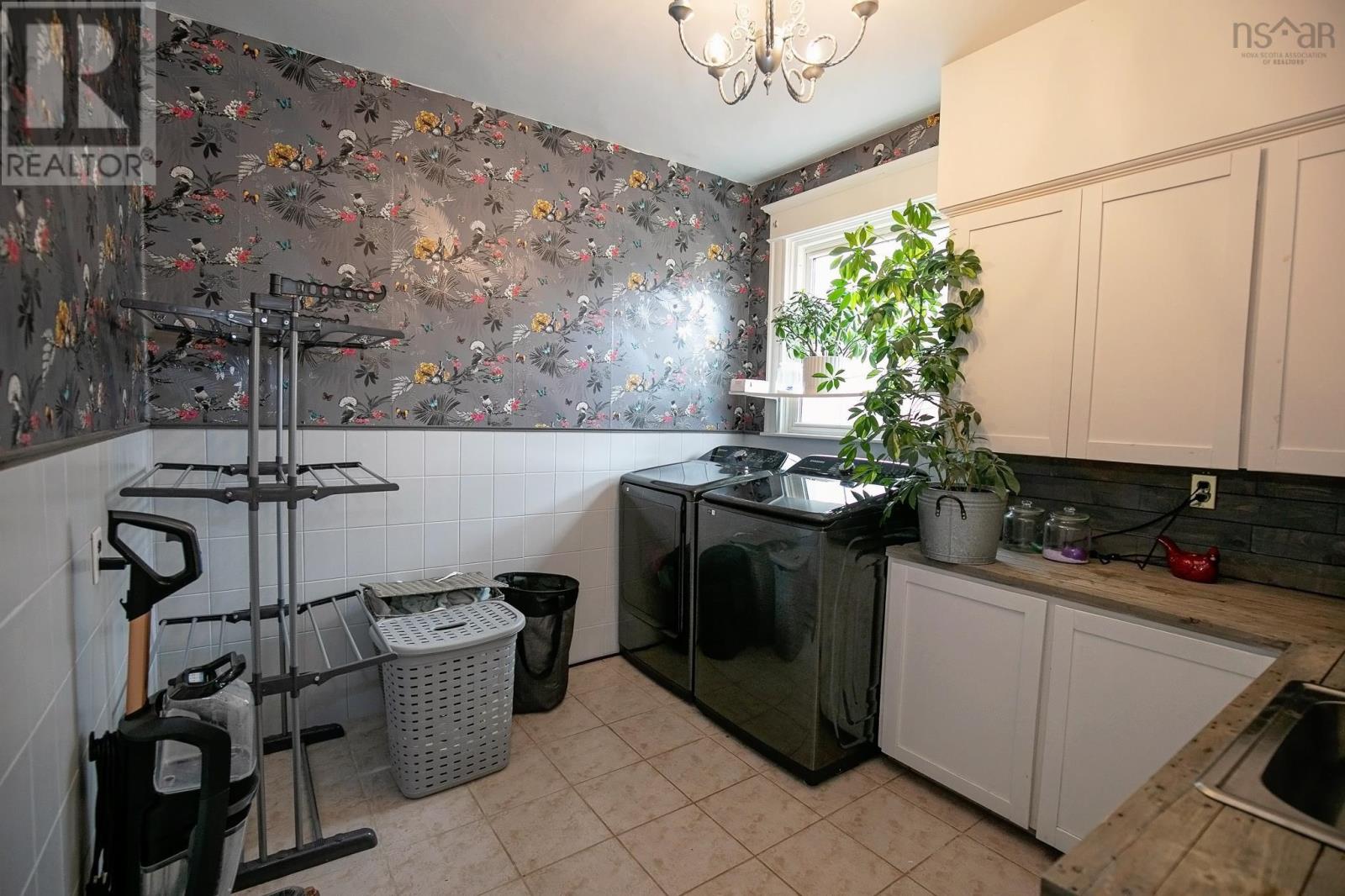 Property 35 of 49 of 48 Rupert Street