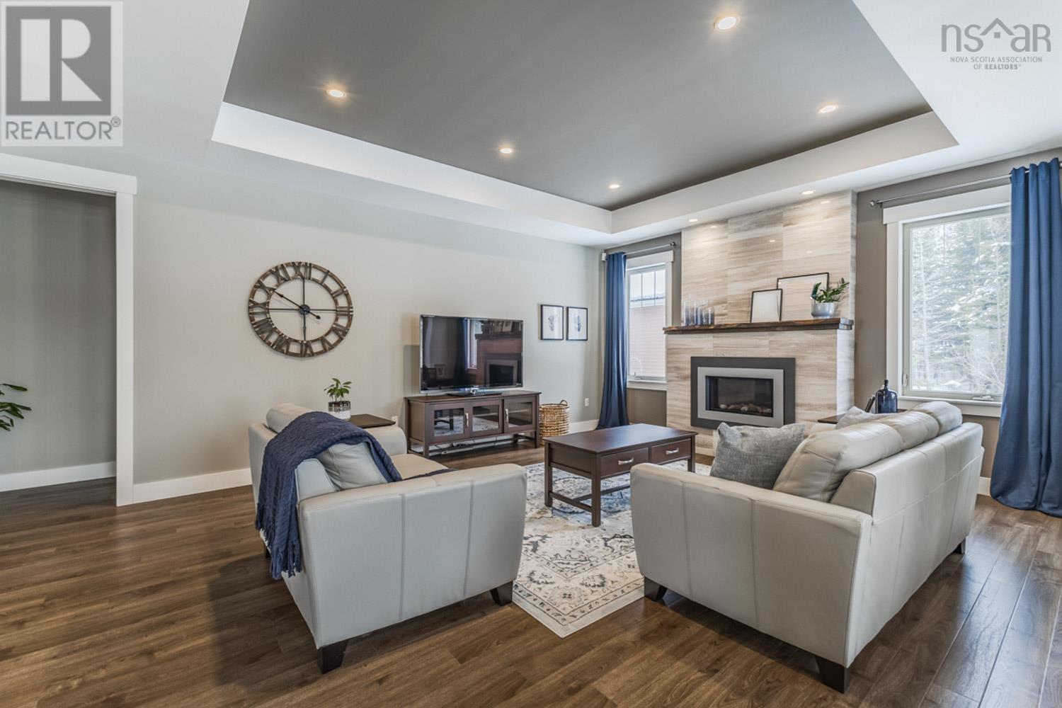 Property 12 of 49 of 111 MYSTIC Drive