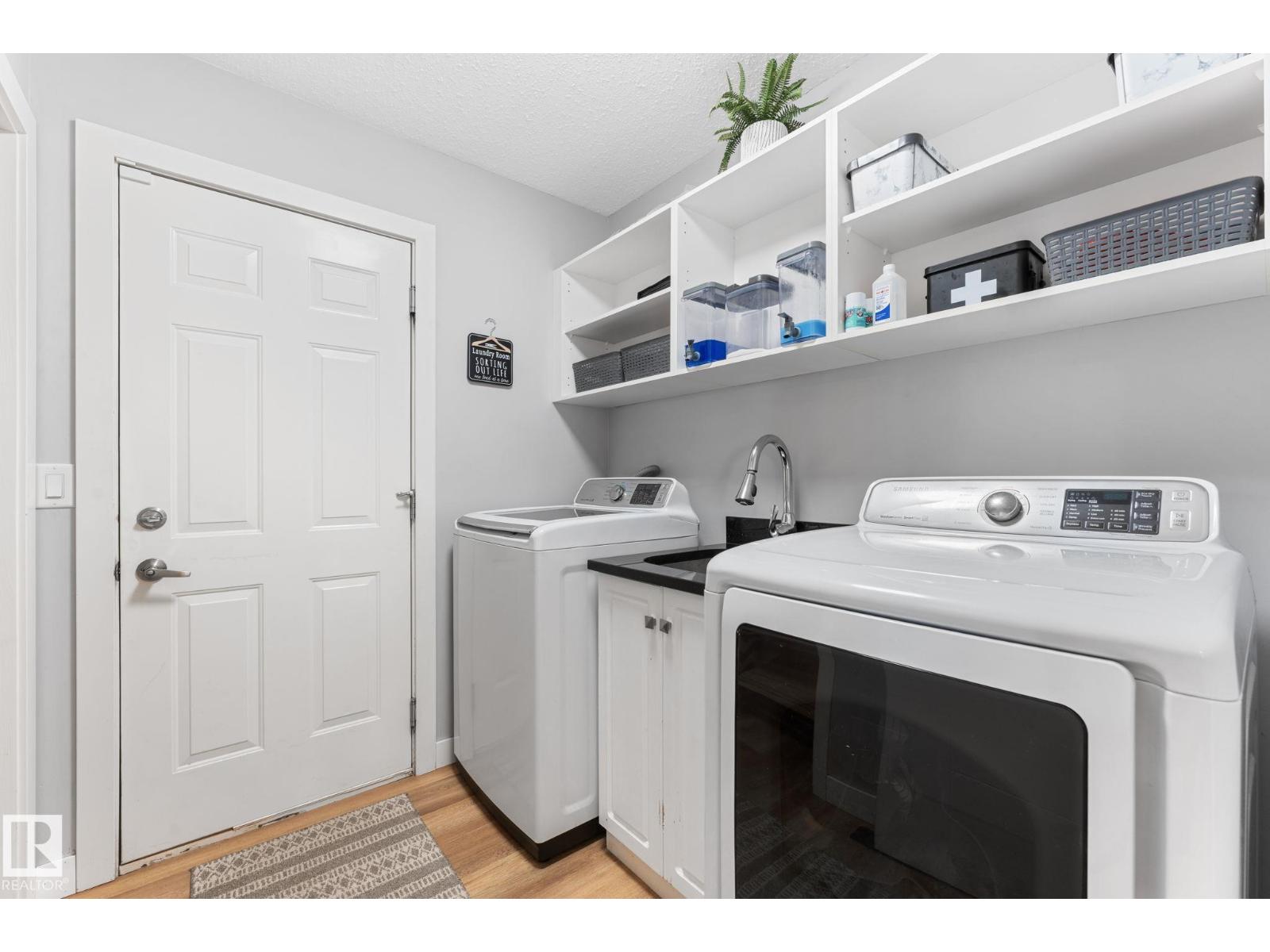 15919 58 ST NW, Edmonton