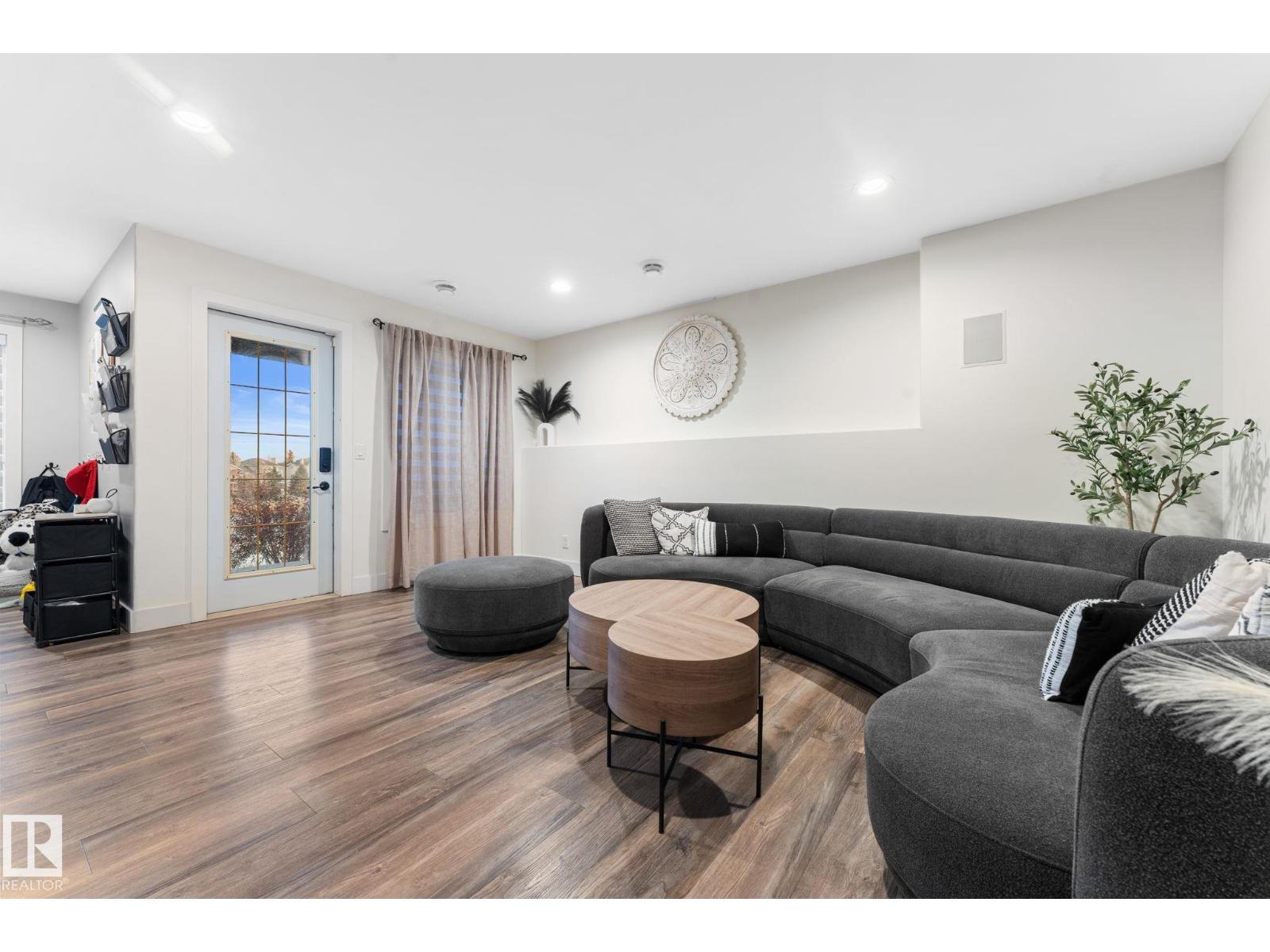 15919 58 ST NW, Edmonton