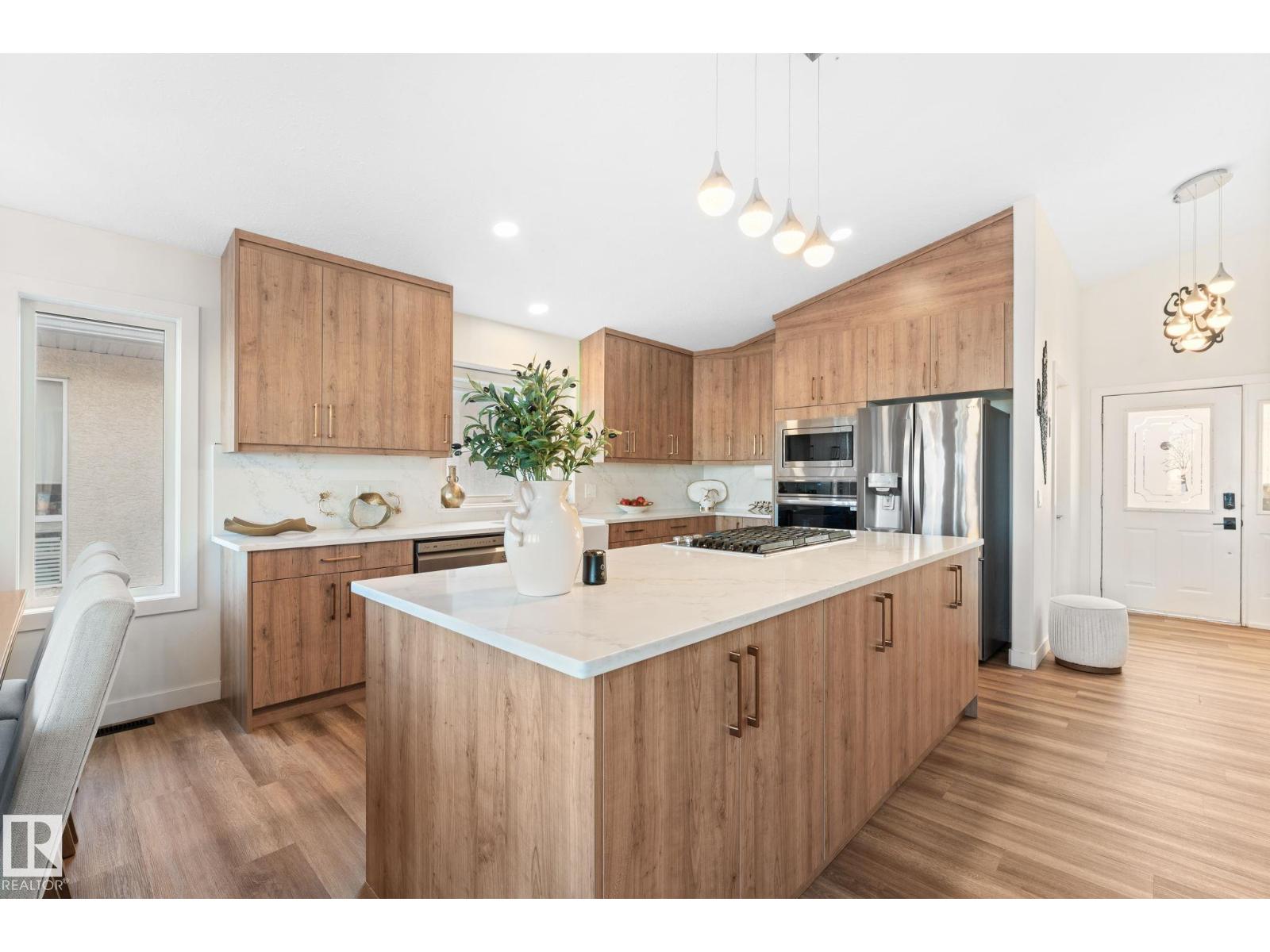 15919 58 ST NW, Edmonton