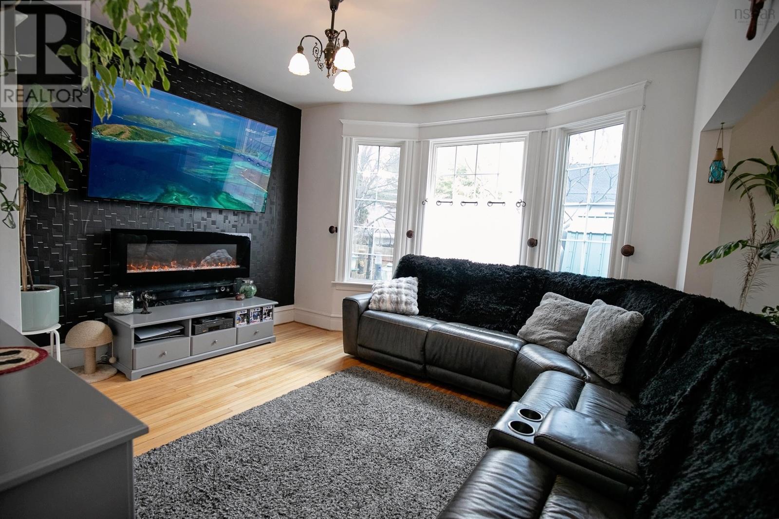 Property 28 of 49 of 48 Rupert Street