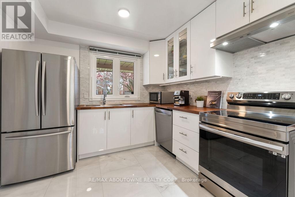 161 RIVERVIEW STREET - 9