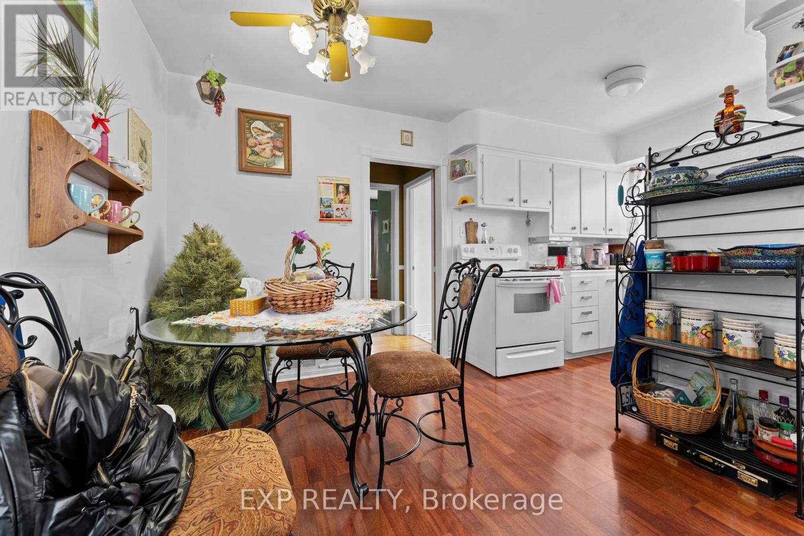 36 SHELLEY STREET - 5