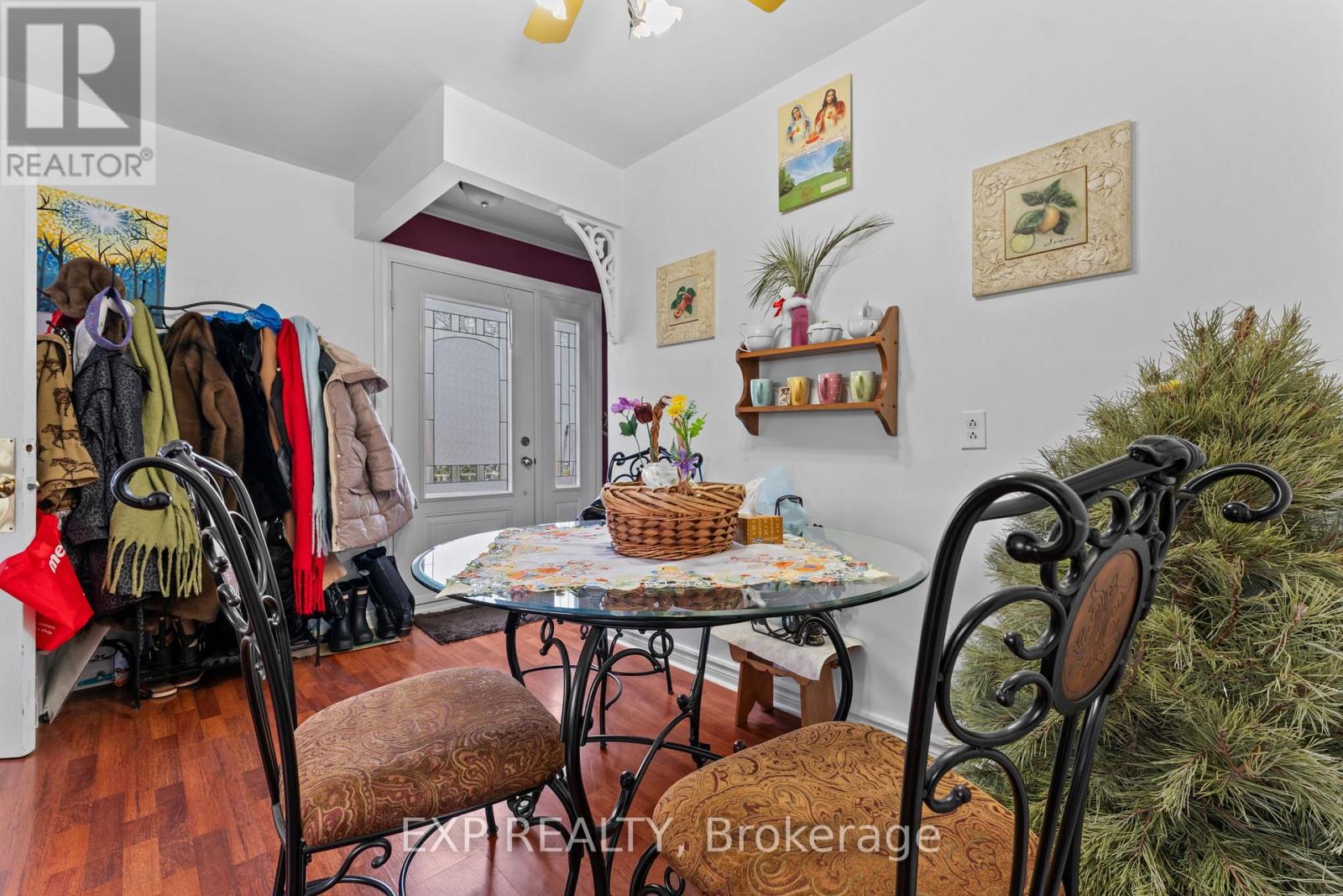 36 SHELLEY STREET - 8