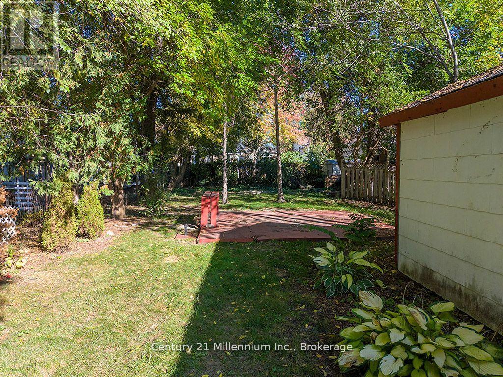 479 HURONTARIO STREET - 21