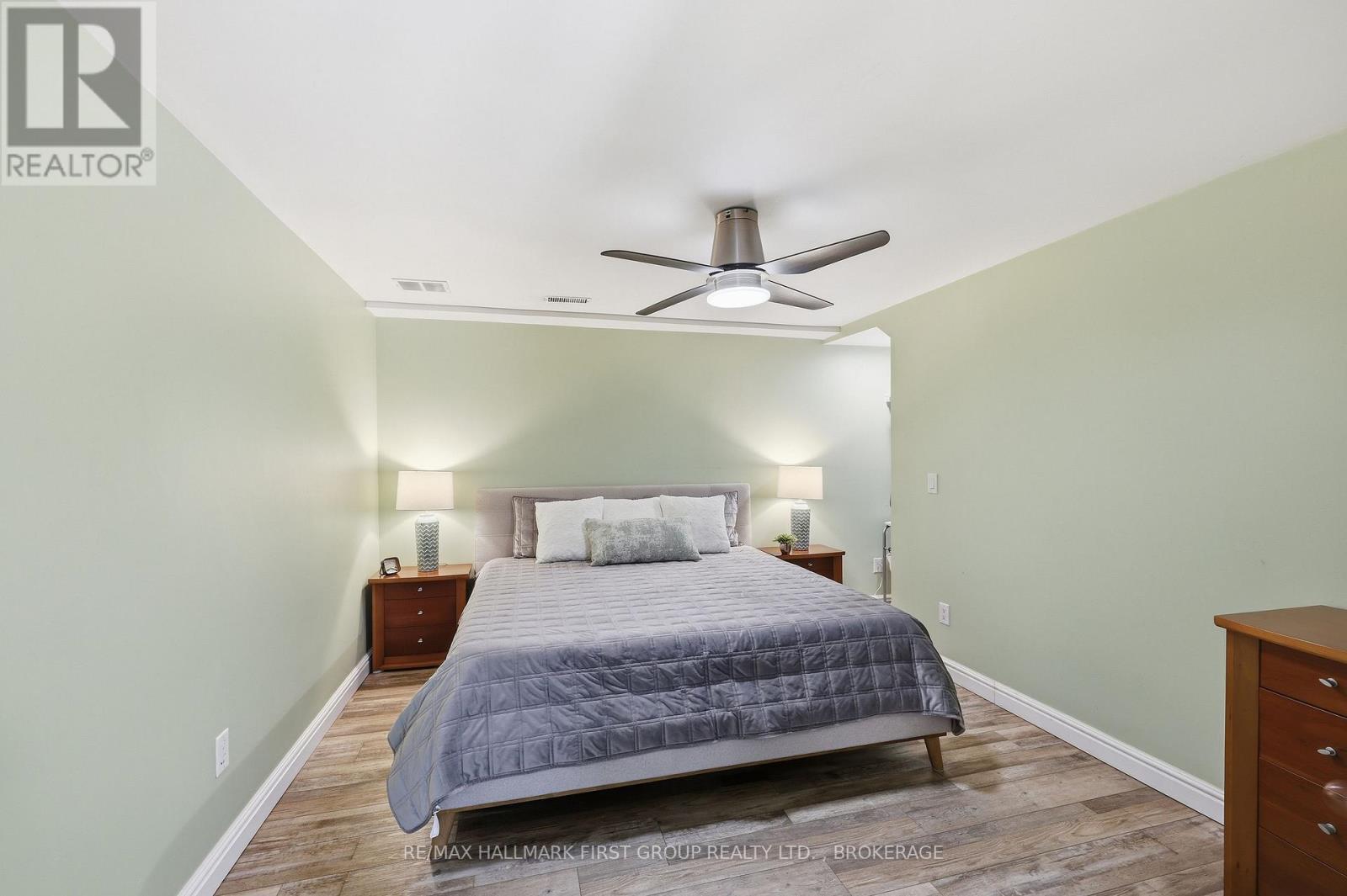 2723 DESERT LAKE ROAD - 37