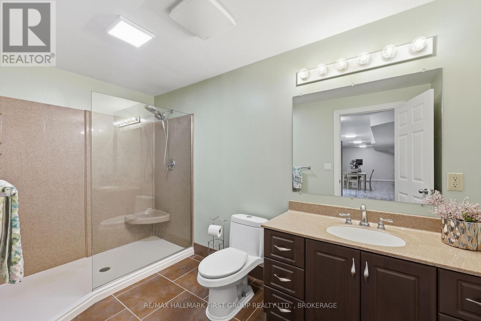 2723 DESERT LAKE ROAD - 38