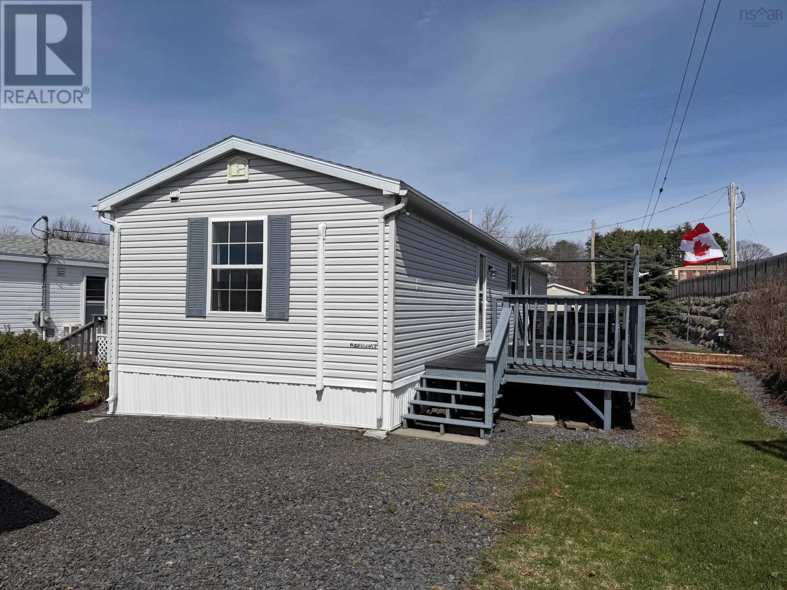 Property 3 of 18 of 44 Clairmount Avenue