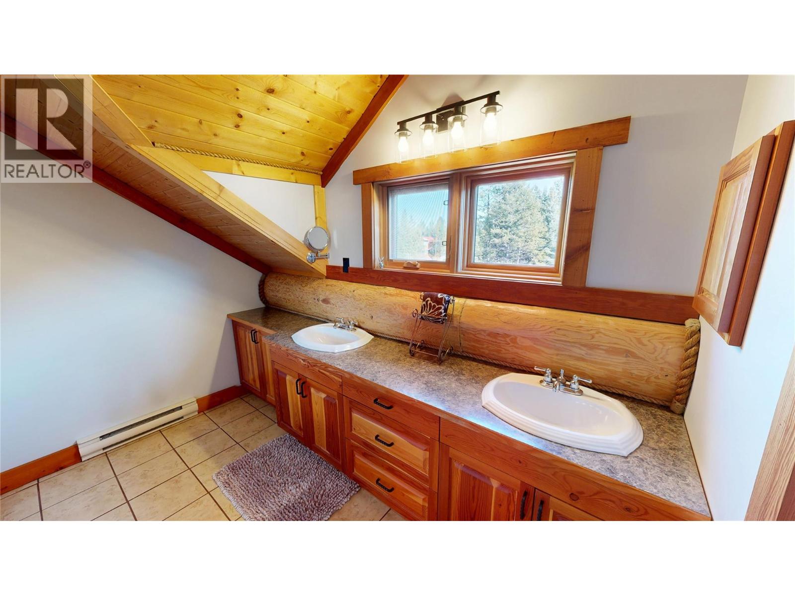 7500 PINE CONE Lane - 55