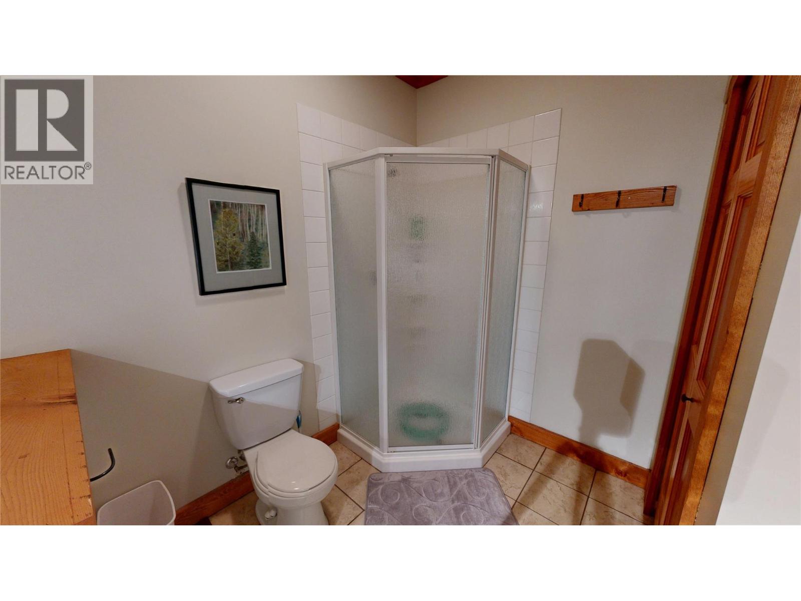 7500 PINE CONE Lane - 9