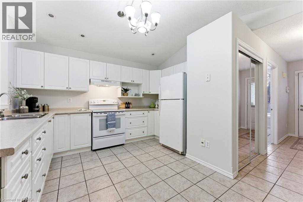 73 MORTON Avenue Unit# 11, Brantford, Ontario, N3R2N7 — Photo 11