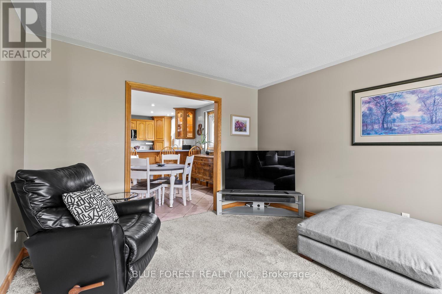 2362 SLO PITCH ROAD - 10
