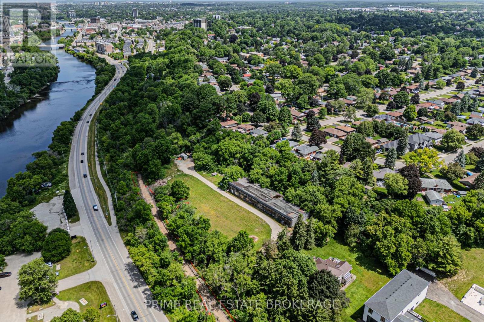 201 WATER STREET S Property Photo