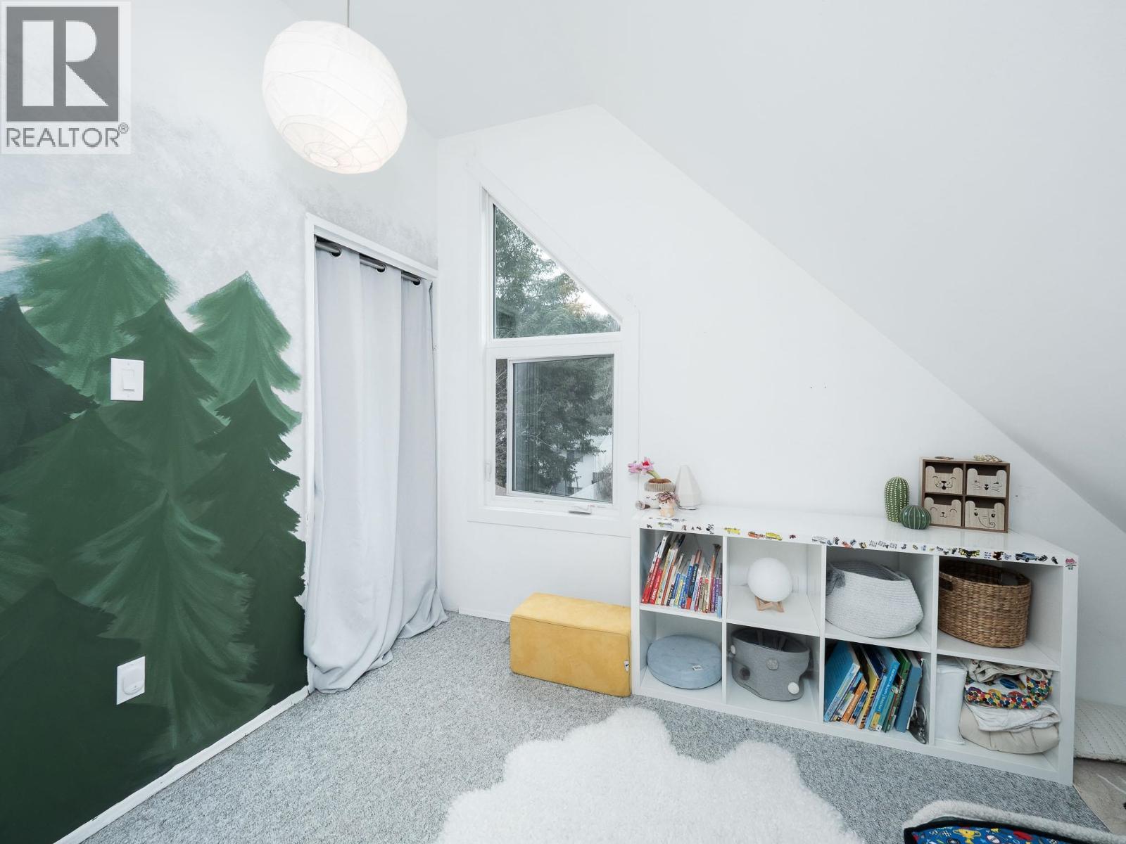 2293 TAPPING STREET - 18