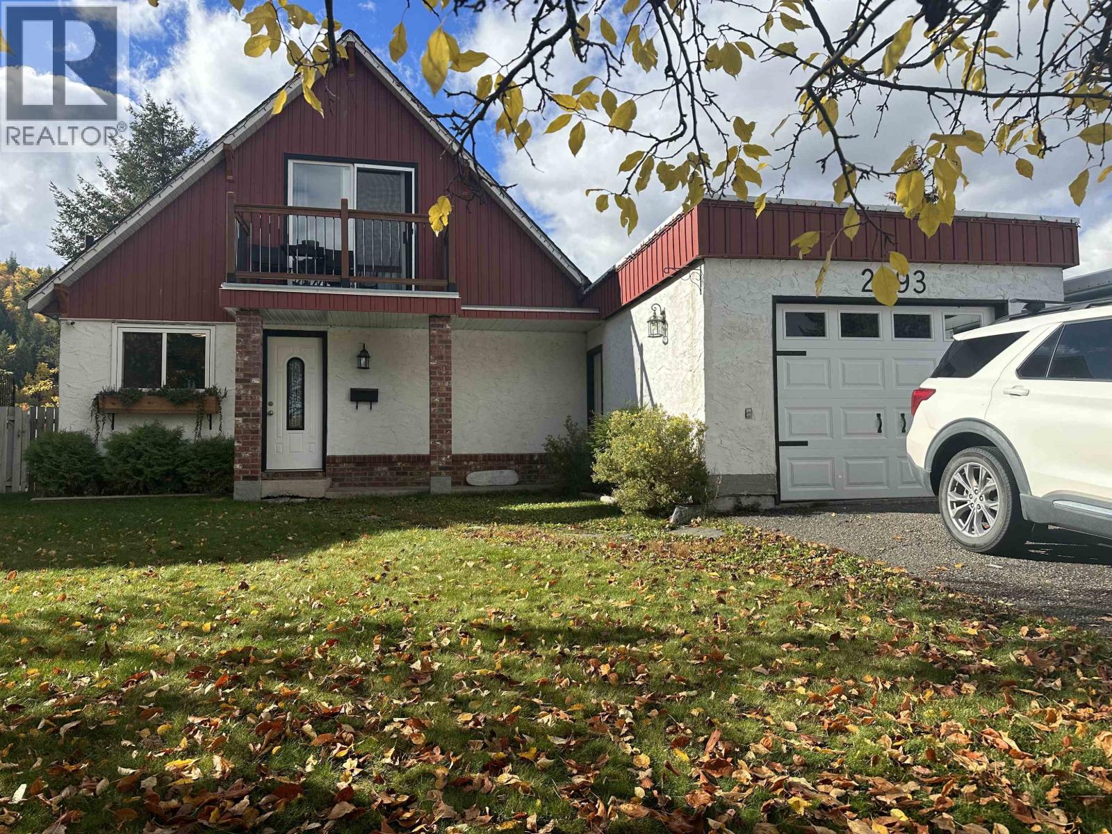 2293 TAPPING STREET - 32