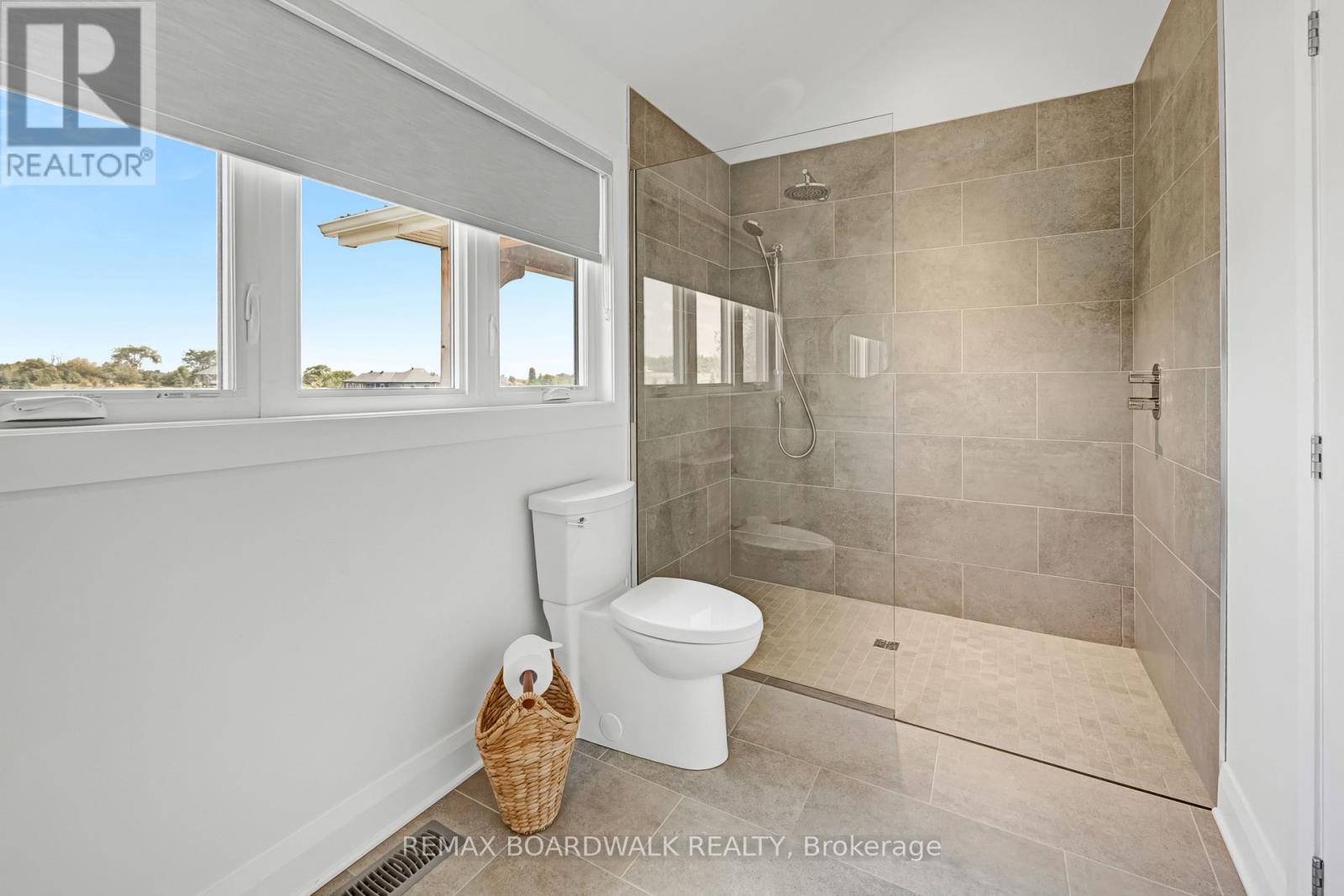 205 WESTAR FARM WAY - 24