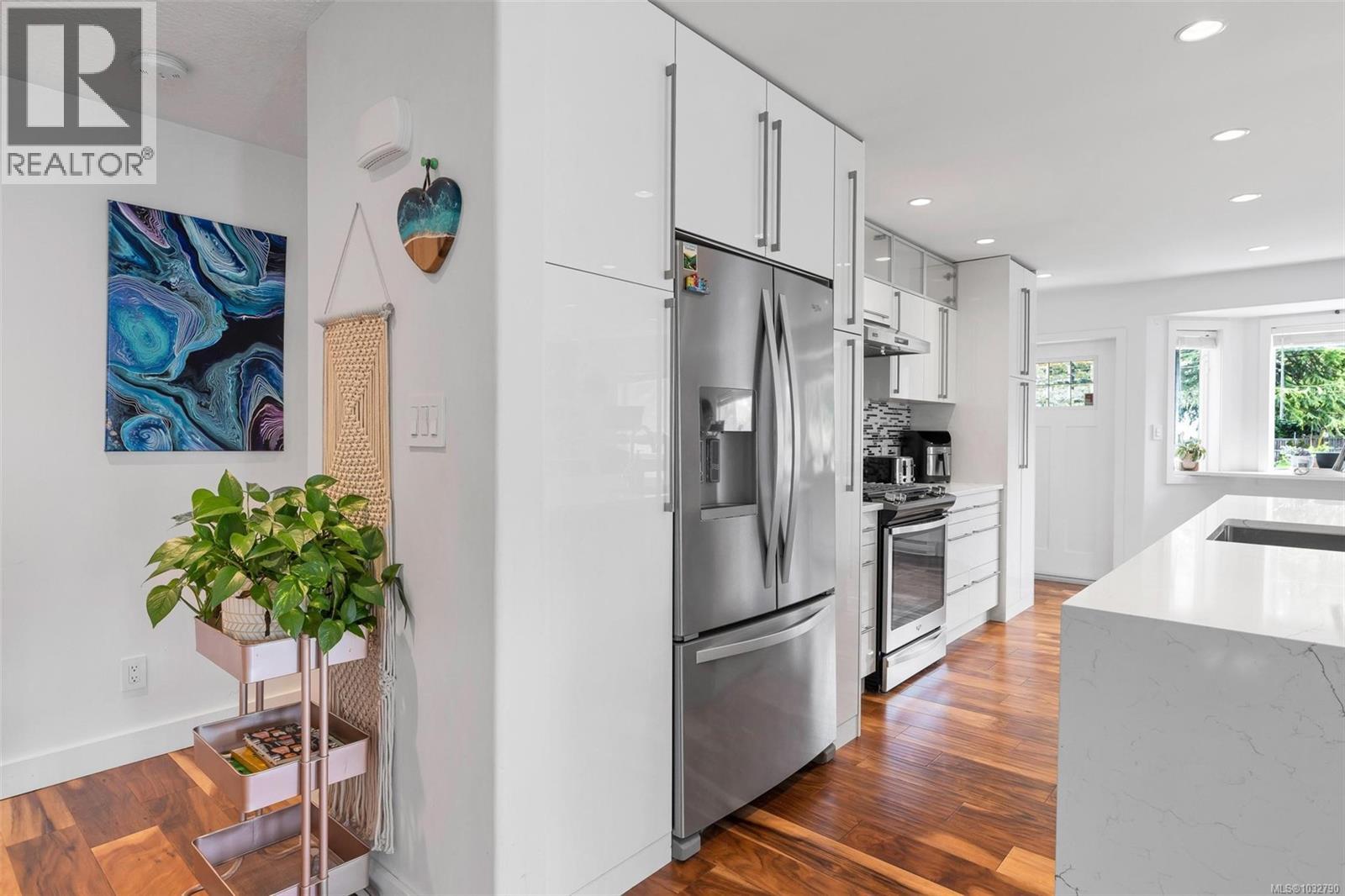  3859 Epsom Drive, Saanich