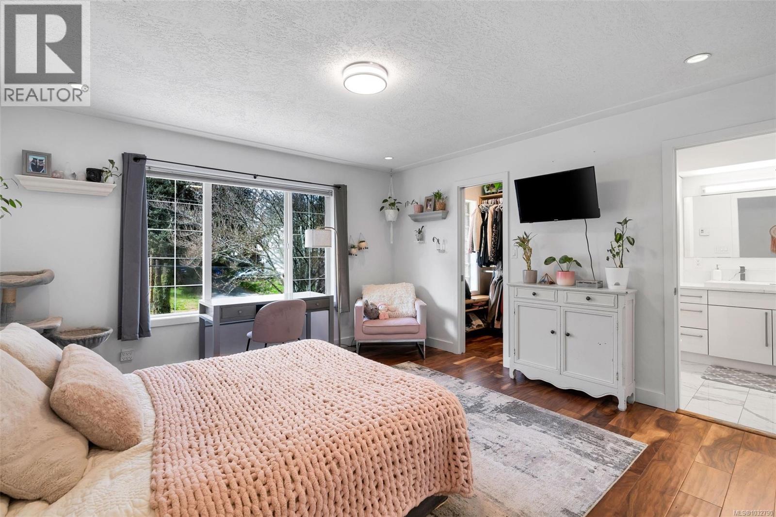  3859 Epsom Drive, Saanich