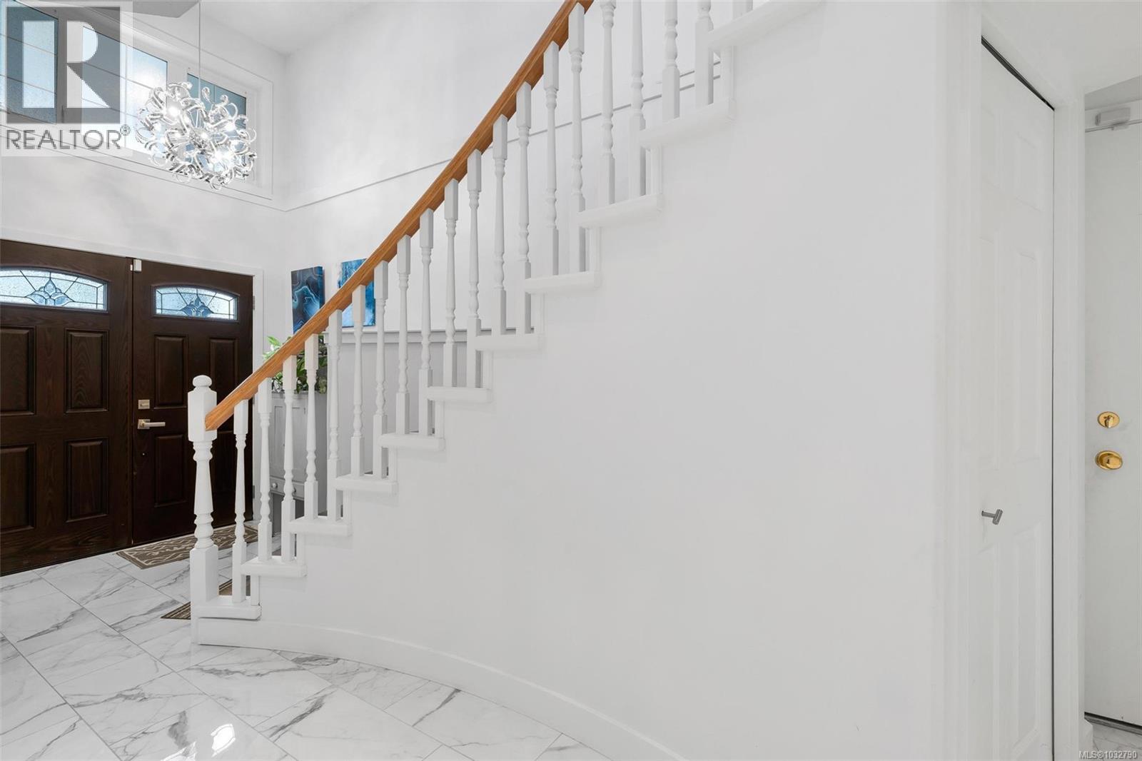  3859 Epsom Drive, Saanich