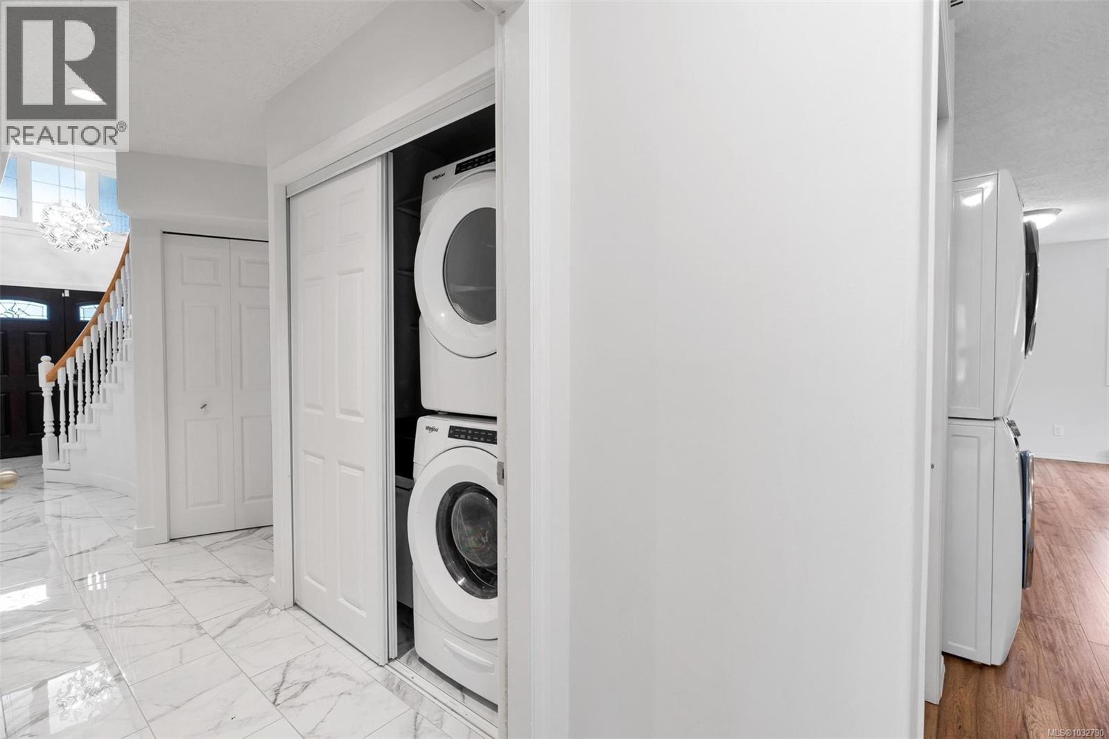  3859 Epsom Drive, Saanich