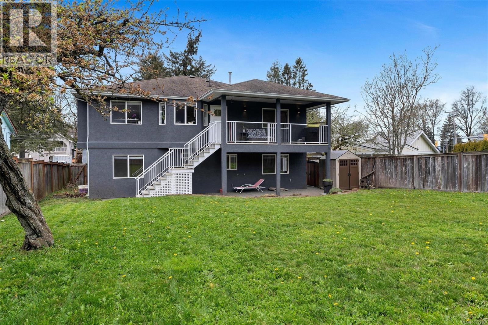  3859 Epsom Drive, Saanich