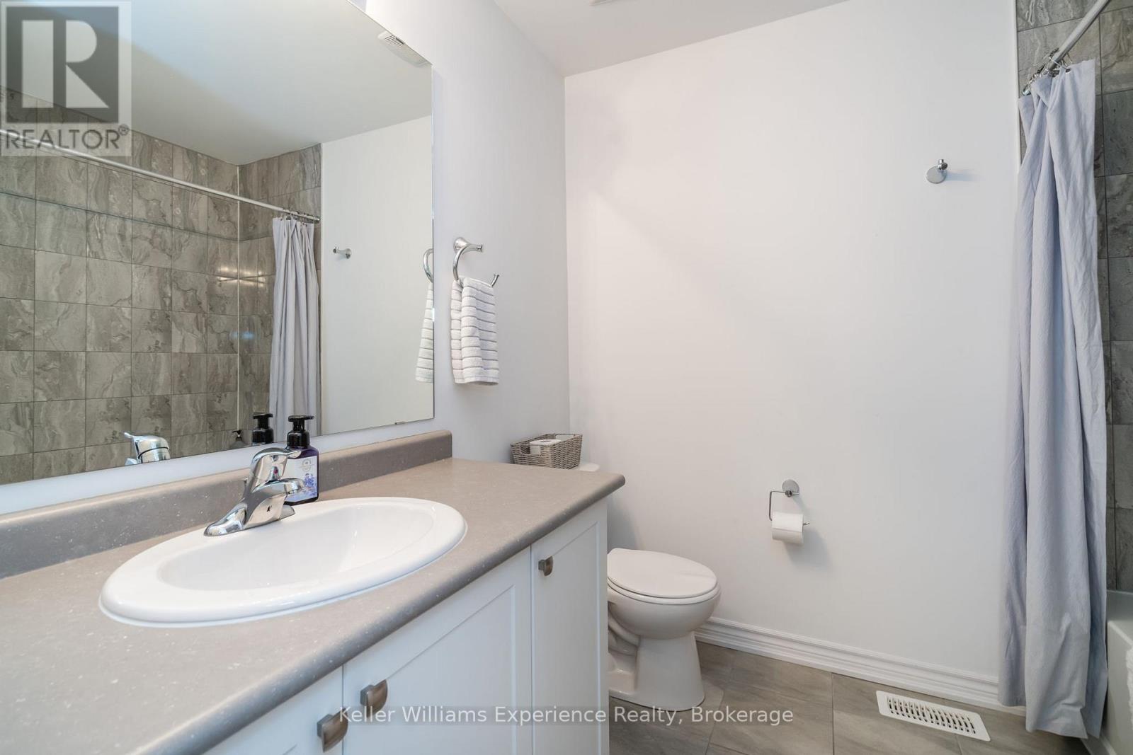 630 BAYPORT BOULEVARD - 15