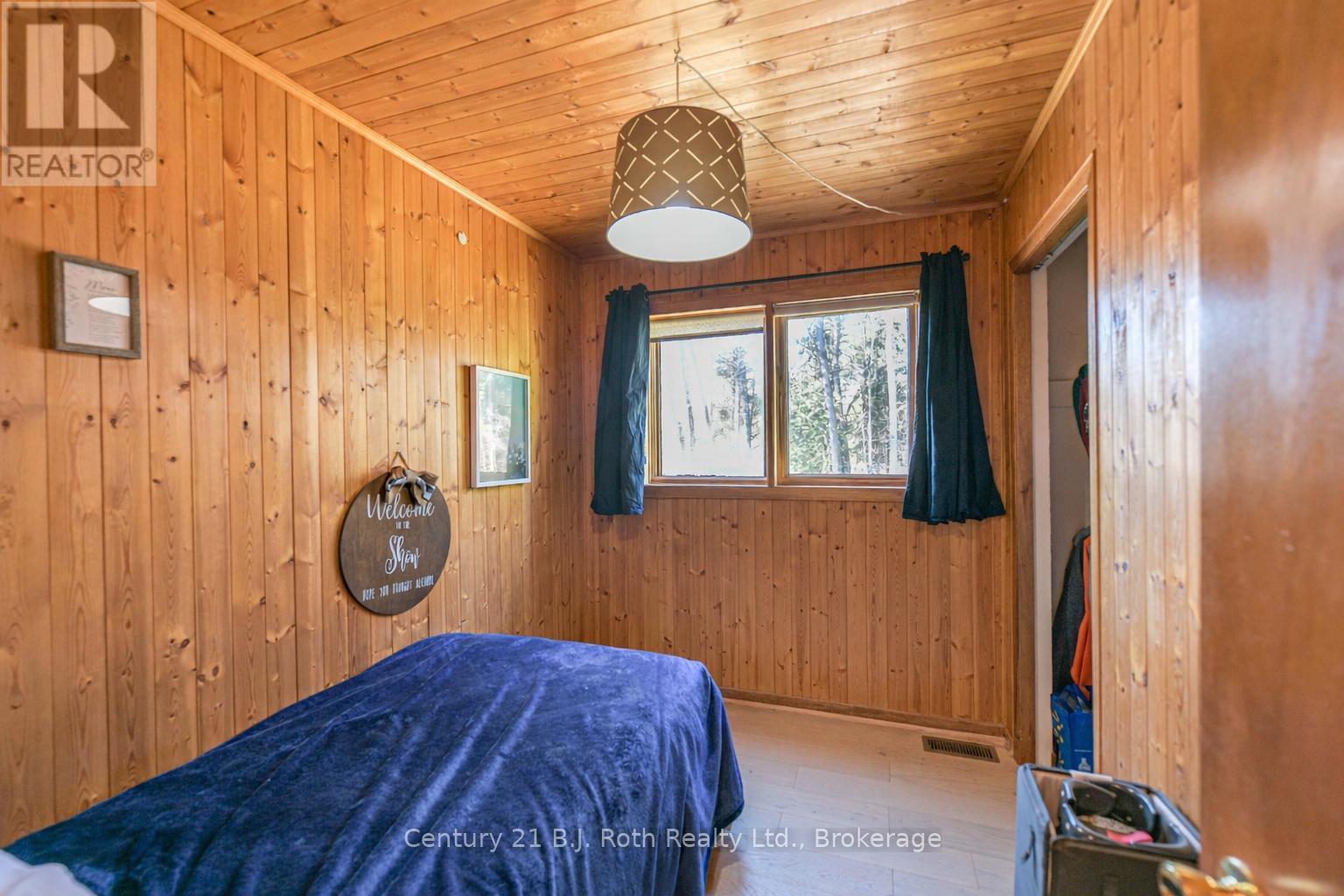 2352 REEVES ROAD - 24