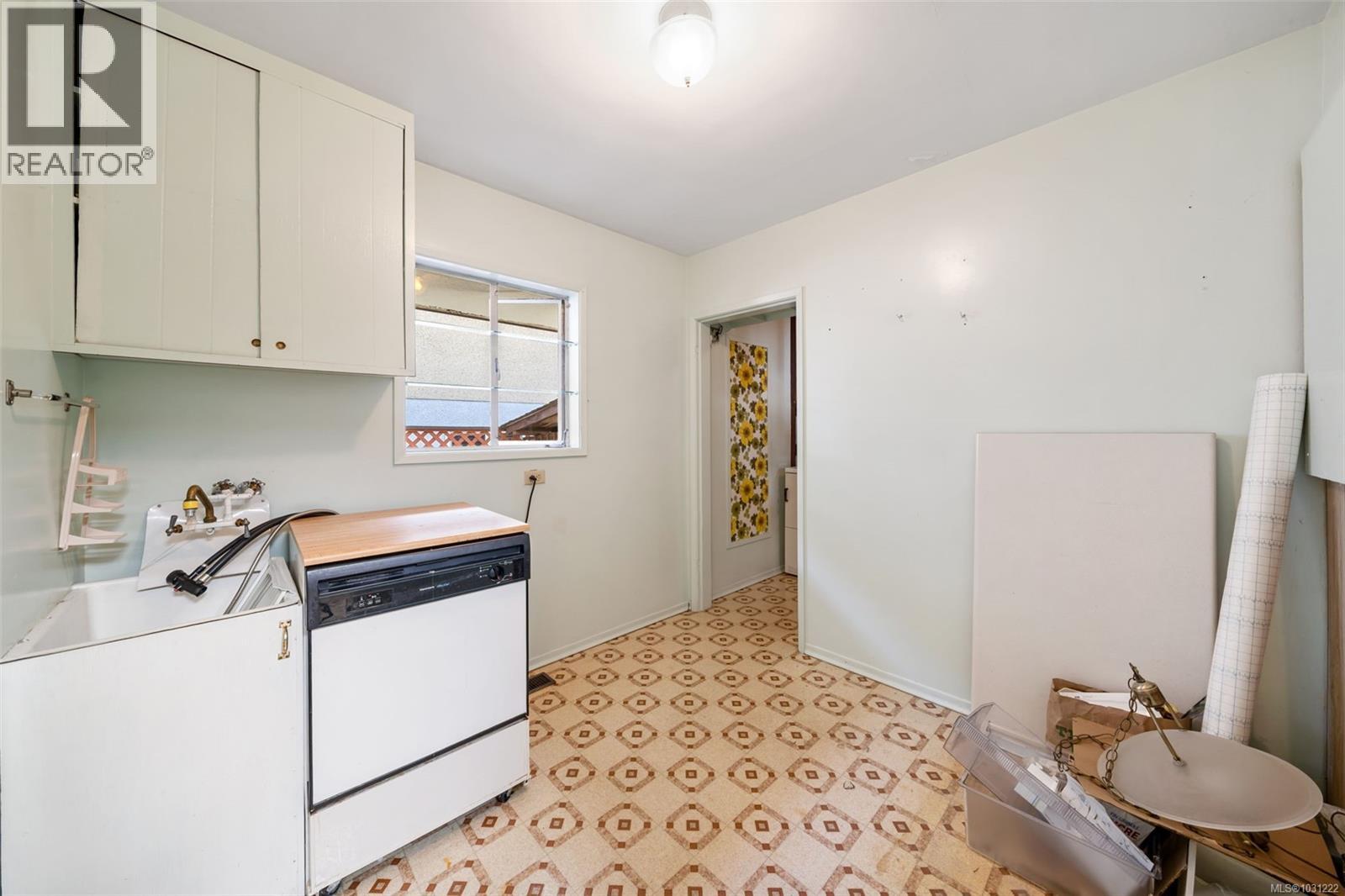 1075 Lodge Ave - 12