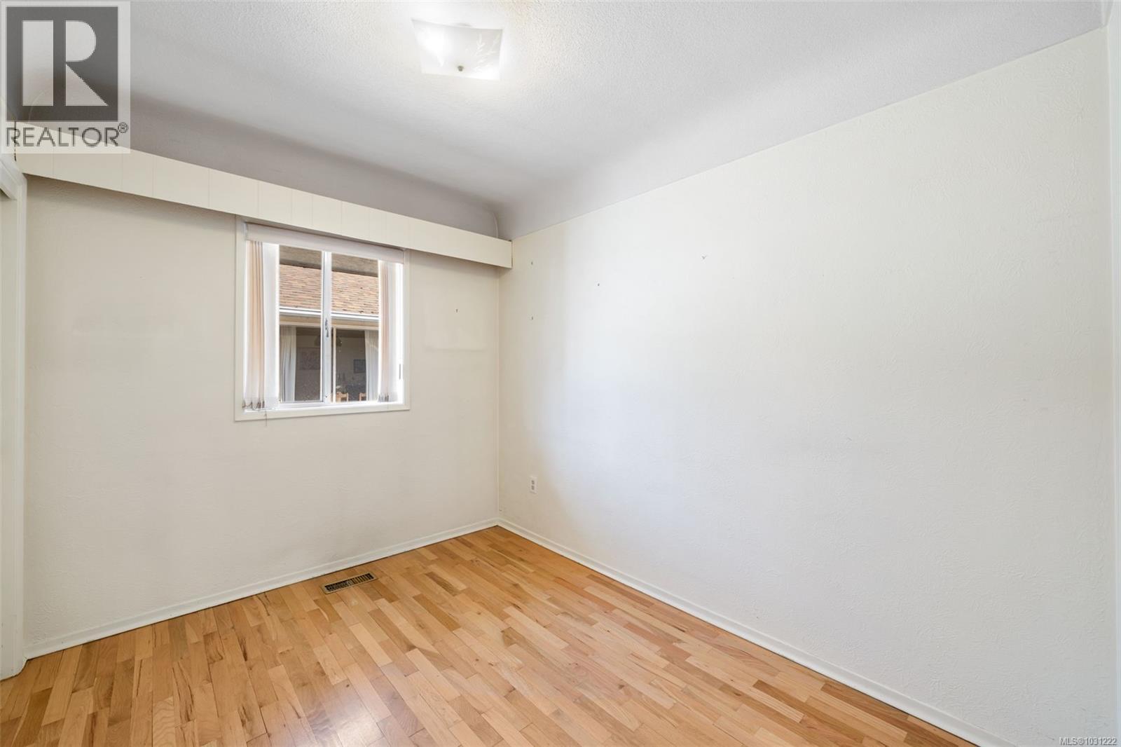 1075 Lodge Ave - 18