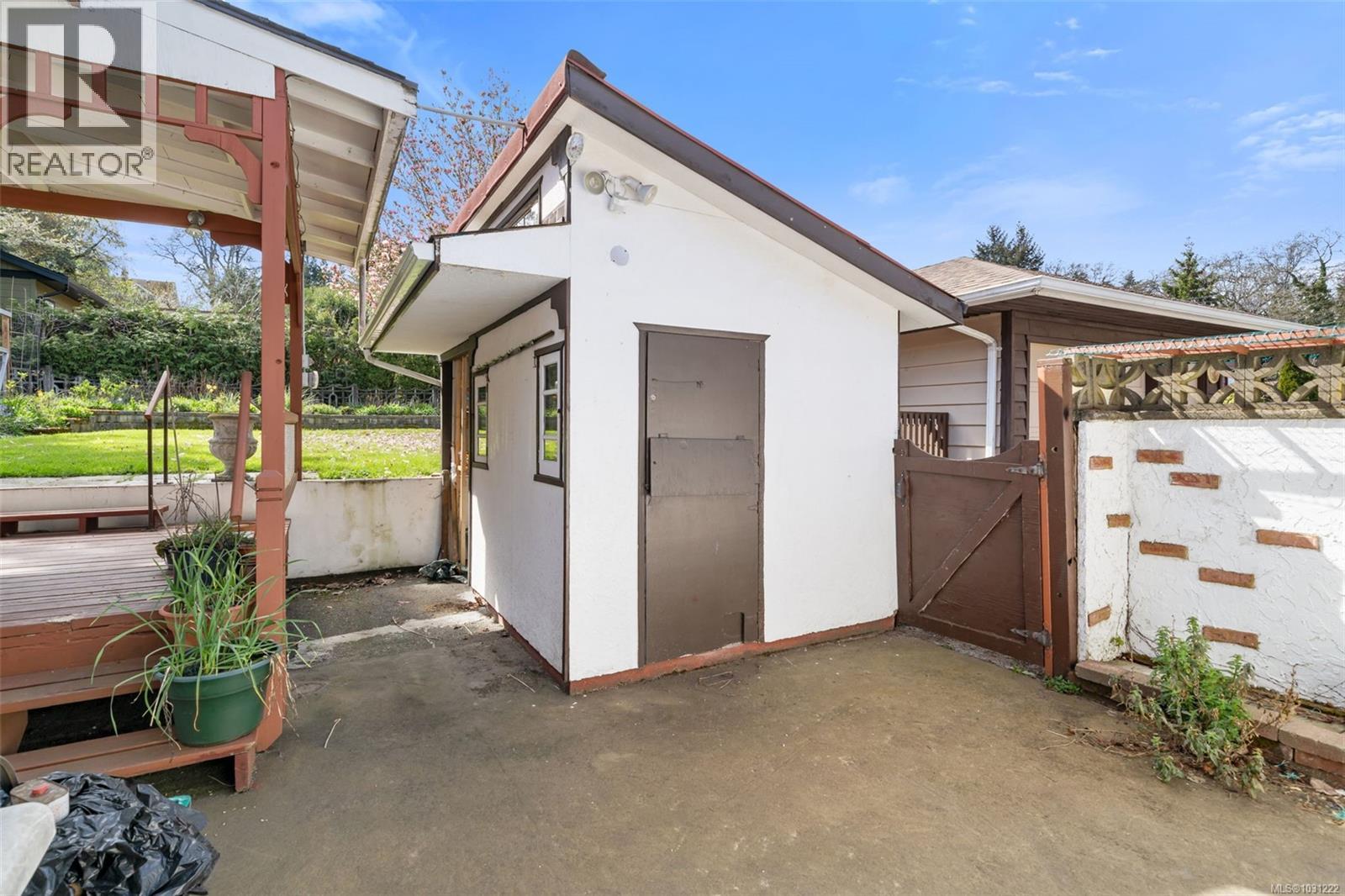 1075 Lodge Ave - 27