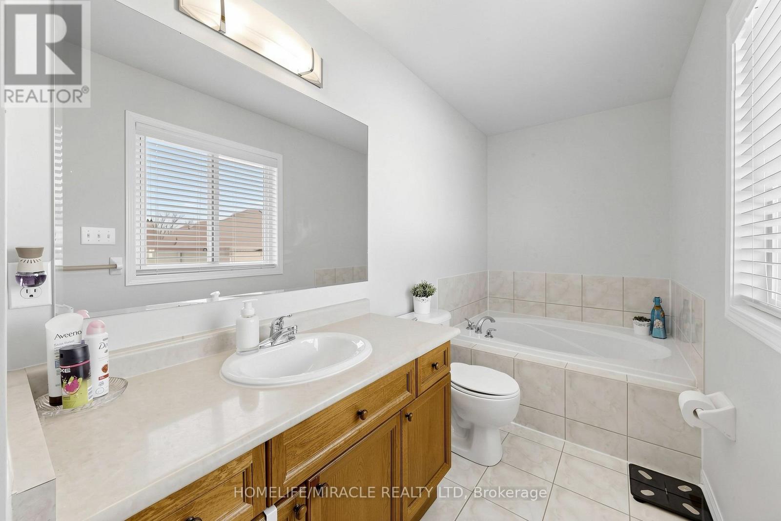 361 BRISDALE DRIVE NW - 20